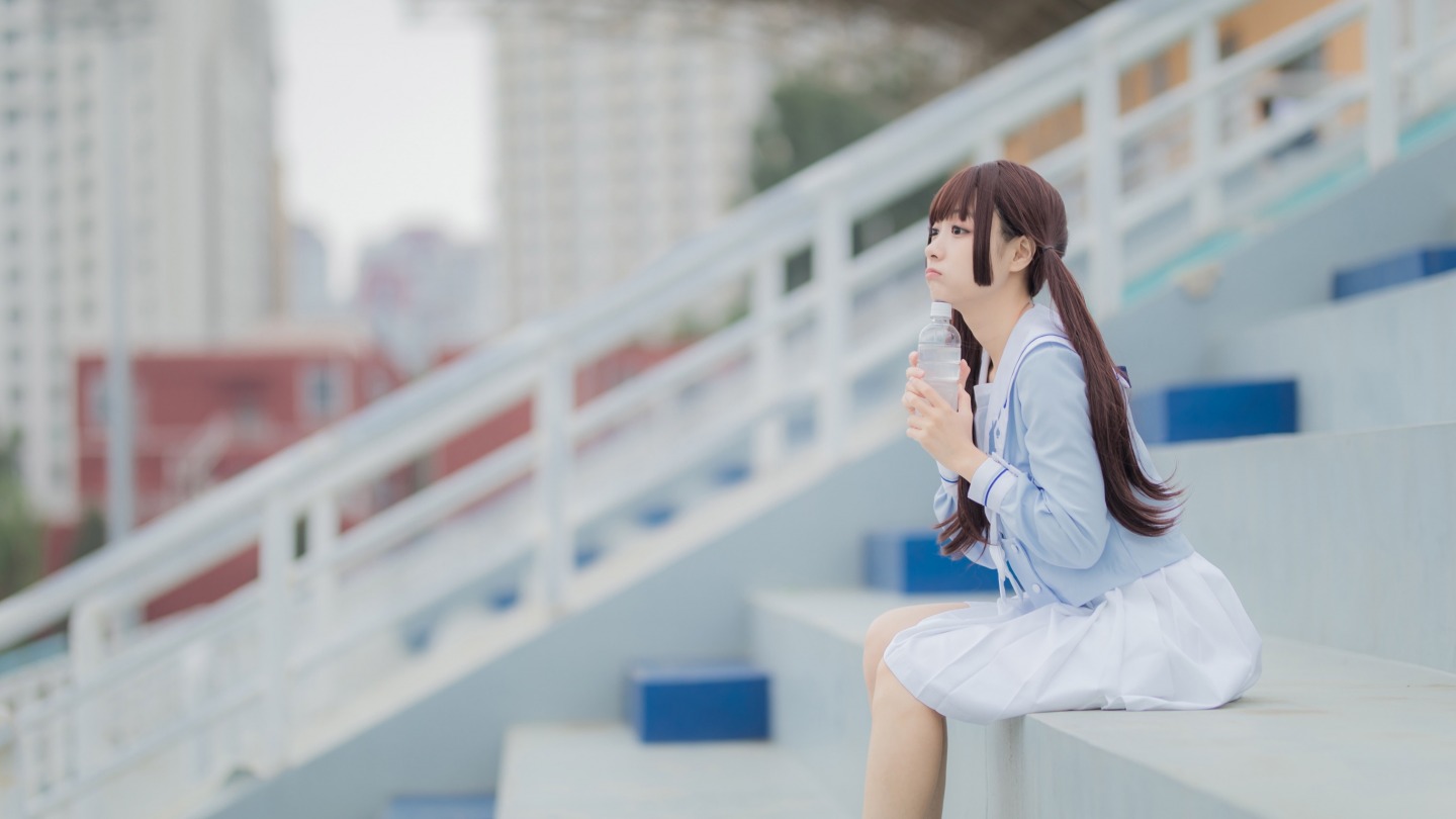 [Cosplay] [蓝裳] 水色爱丽丝 JK制服 [P1]